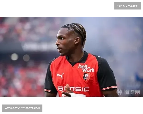 雷恩后卫雅凯左肩伤势缺阵数周,防线危机加剧球队困境 雷恩后卫雅凯左肩伤势缺阵数周,防线危机加剧球队困境